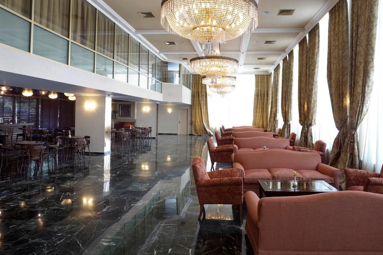 פרבזה Margarona Royal Hotel מראה חיצוני תמונה