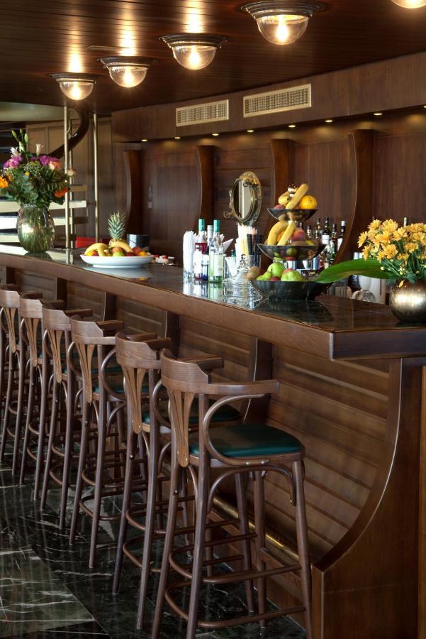 פרבזה Margarona Royal Hotel מראה חיצוני תמונה