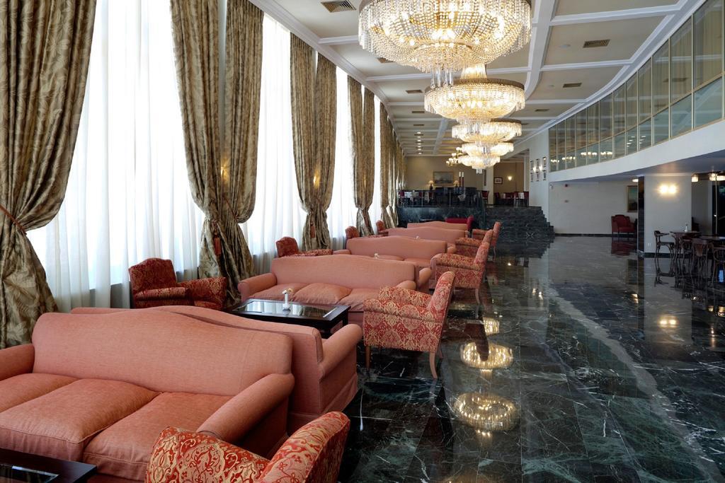 פרבזה Margarona Royal Hotel מראה חיצוני תמונה